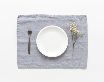 Light Grey Linen Placemats. Natural linen placemats. Swedish Farmhouse Placemat. Linen rectangular placemats.