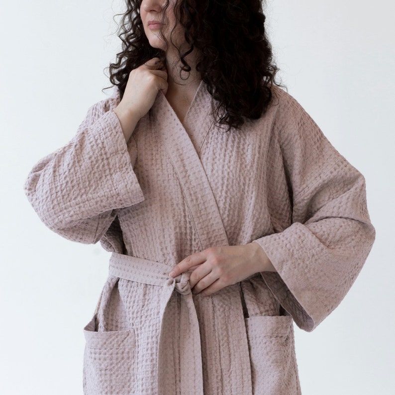 Powder Honeycomb Waffle Linen Bathrobe. Waffle linen oversized robe. Unisex linen robe. Stonewashed linen bathrobes. image 5