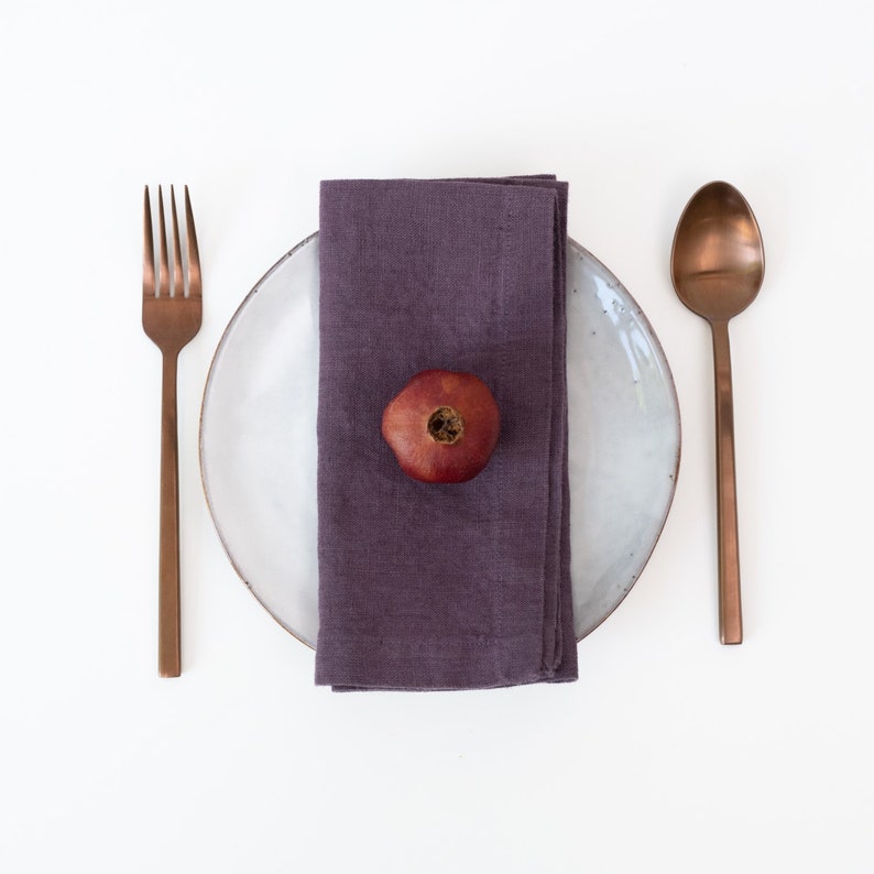 Montana Grape Linen Napkins. Set of Cloth Linen Napkins. Natural linen napkins. Purple linen napkins. image 4