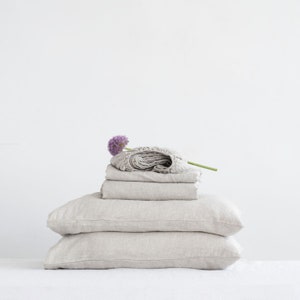 Linen sheet set in Melange color. Softened linen sheets. Stone Washed linen. Linen sheet set in Natural Linen. Linen pillowcase and sheets. image 3