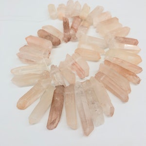 Koraliki z różowego kwarcu: surowy kryształowy obelisk do wyrobu naszyjników