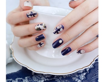 Russian Navy Antique Flower 45174 - Zipkok® Gel Nail Strips 20 Nail Art Stickers in 10 Sizes Mini nail file included