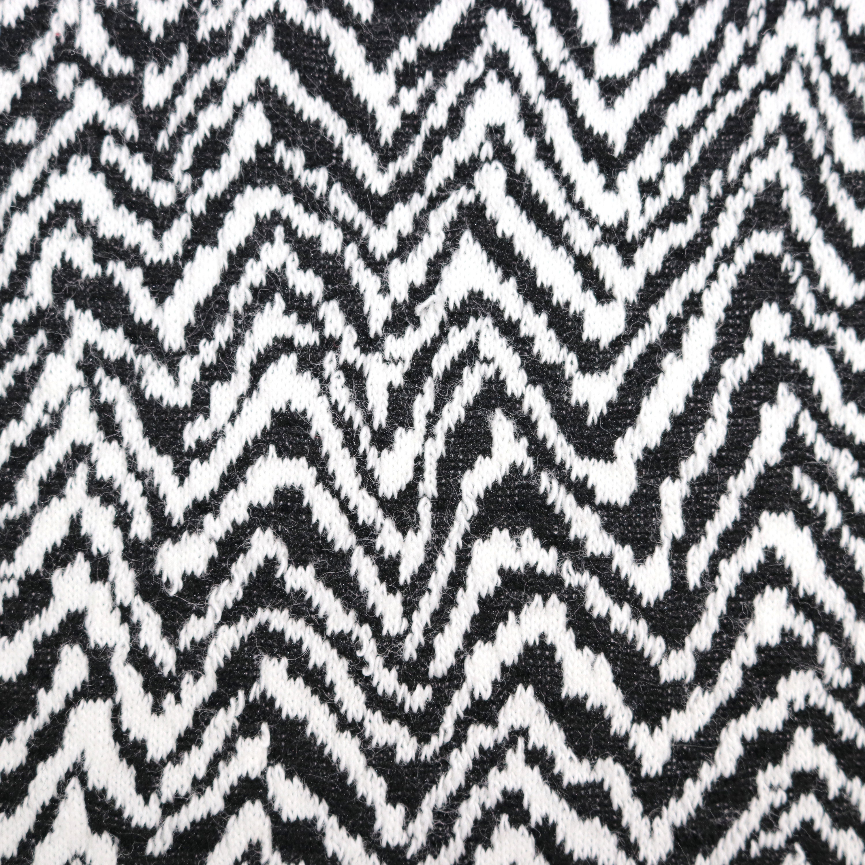 52/54 Black and White Herringbone Pattern | Etsy