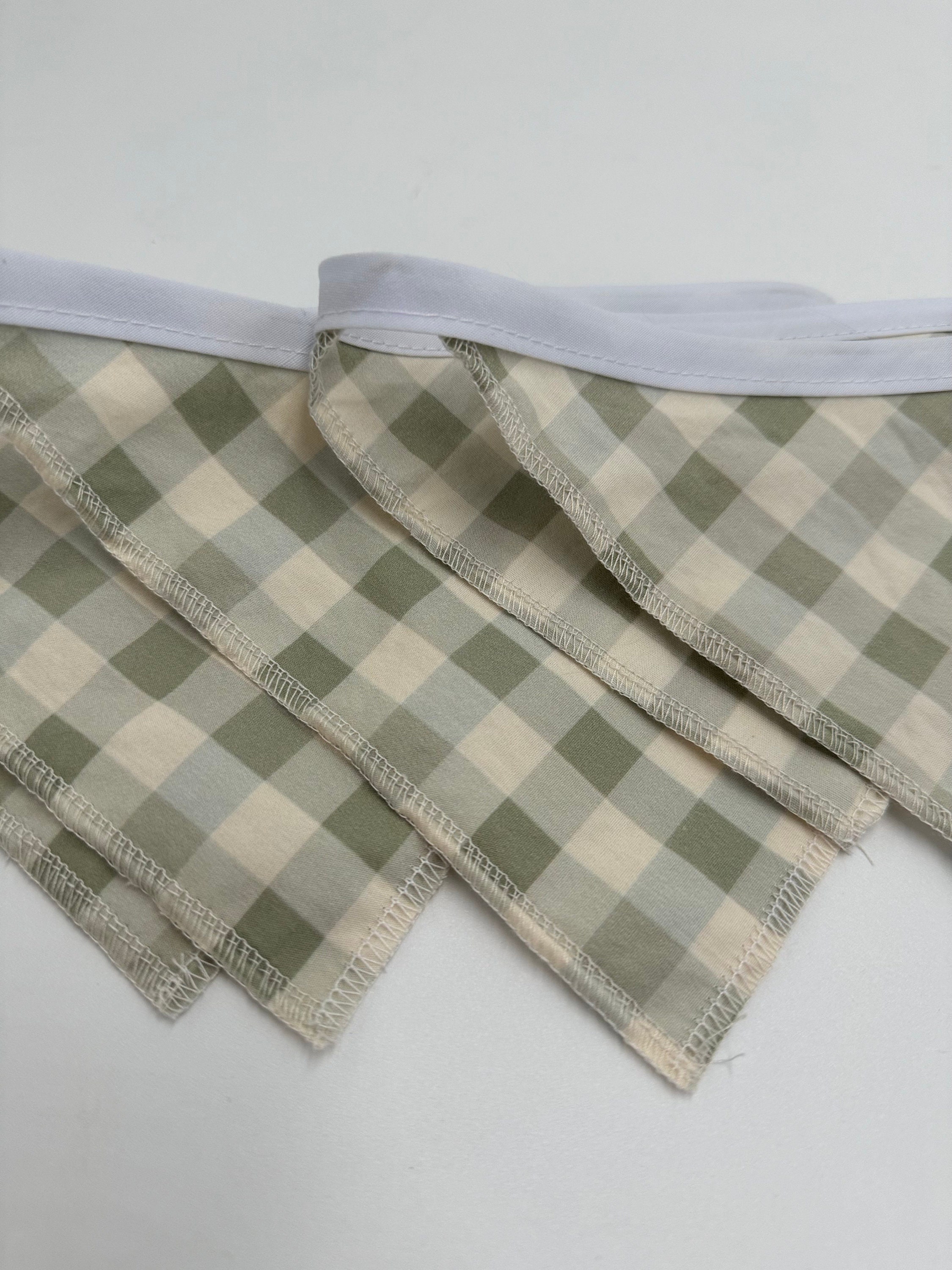 Salbeigrünes Gingham-Banner Für Babyparty – Vorbespannt, Geschlechtsneutral, Für Dekoration & Fotos