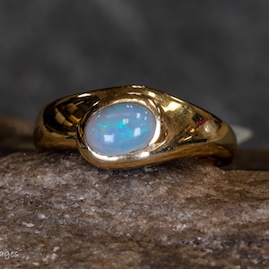 14k Yellow Gold Opal Ring