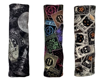 Tarot Card Seatbelt Cover, Occult Witchy New Age Car, Rainbow Black Cat Moon Deck, Soft Padded, Shoulder Belt Cushion, Neck Strap Pad, Snap