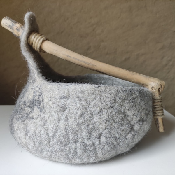 Felted Vessel, Felt Bowl, Wool Natural Bowl, Wooden Handle, Felt Basket, Gift Handmade Felted Wool Bowl, Eco Decor, Home Decor, Gift for Mum
