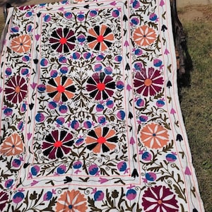 Suzani BedSpread, Tapestry,Colourful Suzani Wall Hanging,Cotton Hand embroidered Ethnic bedcover Suzani Bedspread,Uzbek Suzani Blanket Throw