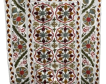 suzani bedshit Multi Color Suzani Bedspread, Indian Handmade Floral Bedcover, Bohemian Suzani Throw Blanket, Cotton Bedsheet, Housewear