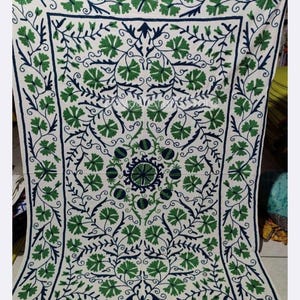 Hand Embroidered Suzani Wall Hanging, Handmade Tapestry, Rate find , Bed sheet Bedspread Suzani Embroidery, vintages Suzani, For living room