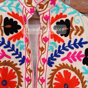Vest Ethnique Femme
Suzani Jacket
Suzani
Embroidery Jacket
Jacket
Vintage Jacket
Woven Jacket Japanese
Womens Colorful Jacket
Embroidered Cardigan Women
Embroidered Bomber Jacket
Coats and Jackets
Suzani Bomber Jacket
Handmade Suzani
Guatemalan Blaze