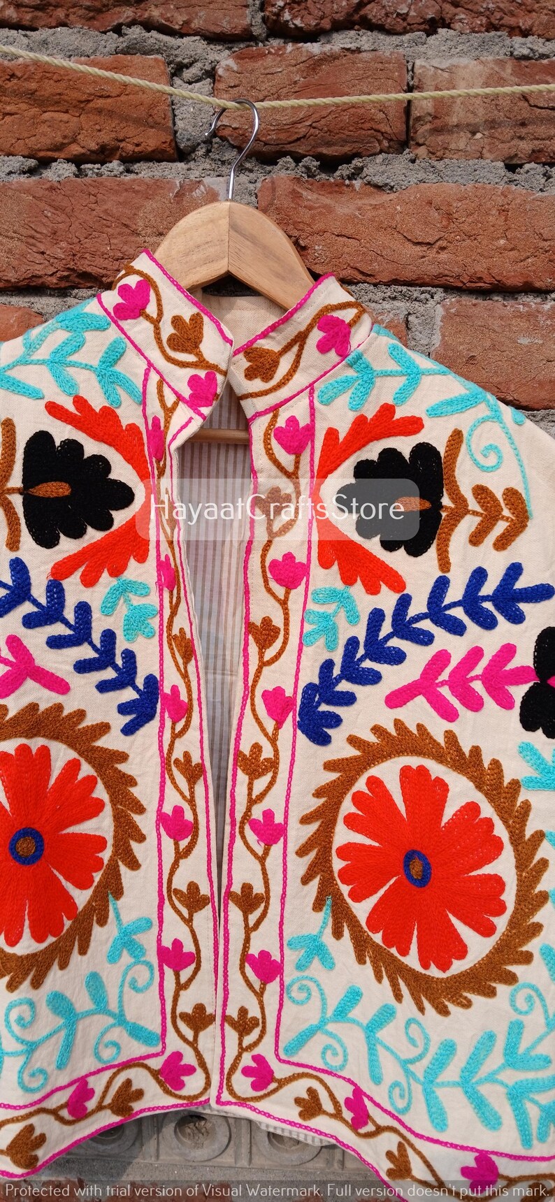 Vest Ethnique Femme
Suzani Jacket
Suzani
Embroidery Jacket
Jacket
Vintage Jacket
Woven Jacket Japanese
Womens Colorful Jacket
Embroidered Cardigan Women
Embroidered Bomber Jacket
Coats and Jackets
Suzani Bomber Jacket
Handmade Suzani
Guatemalan Blaze