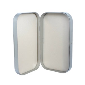 Original Richard Wheatley Aluminium 6&#39;&#39; Fly Fishing Box with Flat Foam in Lid & Base Engraving Option