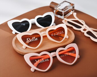 Gafas de sol con forma de corazón: regalos para la fiesta de novia y accesorios para la despedida de soltera
