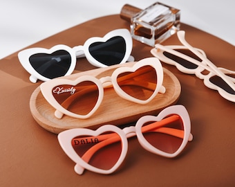 Gafas de sol con forma de corazón hechas a mano: regalos para despedidas de soltera
