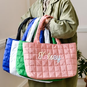 Bolso de burbujas bordado personalizado, bolso de moda suave, bolso de hombro esponjoso con nombre personalizado, regalo de dama de honor, bolso de viaje, regalo único para ella