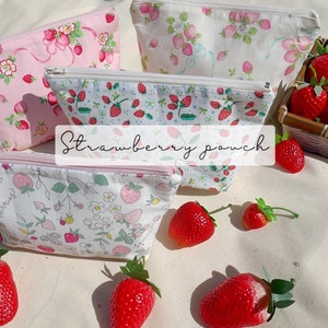 Strawberry pouch ,strawberry makeup pouch, Strawberry Makeup Bag, Strawberry Cosmetic Pouch, Strawberry Zipper Pouch,strawberry gift,cotton