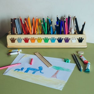Wooden rainbow holder for pencils/felt-tip pen box,organizer pencil with crown. Montessori pencil holder. Birthday Gift for kids . colored