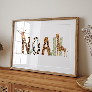 Impresión de nombre de safari, nombre de animal de safari, arte de pared para guardería, regalo de nombre para niños, arte de pared con nombre de bebé