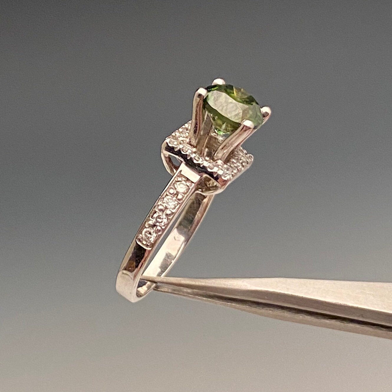 14k White Gold Green Diamond Ring Etsy