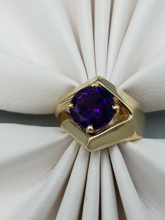 Amethyst Ring in 14k Gold