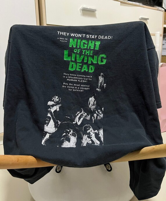 Vintage Night of the Living Dead 90-2001s T-shirt - Etsy