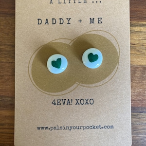 Festa del papà. Abbraccio tascabile. Papà e io. Regalo per genitori e figli. Scuola. Sassi tascabili. Abbinati. Ciondoli a forma di cuore. Ansia. Giocattolo antistress.