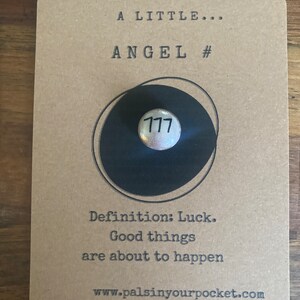 Amuleto de ángel dorado, fortuna, suerte, salud, fuerza, bienestar, tarot, número de ángel, curación, sanador, positividad. Número de ángel