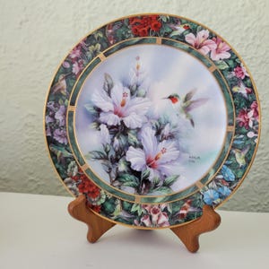 Lena Liu Ruby Throated Hummingbird Collector Plate Porcelain 1992 With Stand