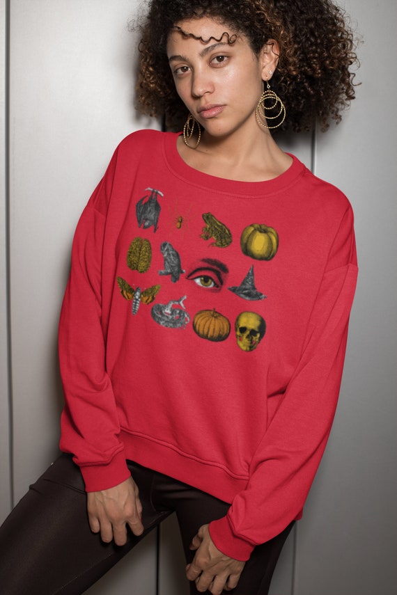 Halloween Sweatshirt Vintage, Halloween Crewneck, Vintage Halloween Crewneck, Fall Apparel, Witchy Clothing, Witchy Clothes, Fall Crewnecks