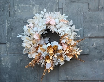 Corona navideña blanca y dorada • Elegante decoración navideña de lujo para la puerta principal