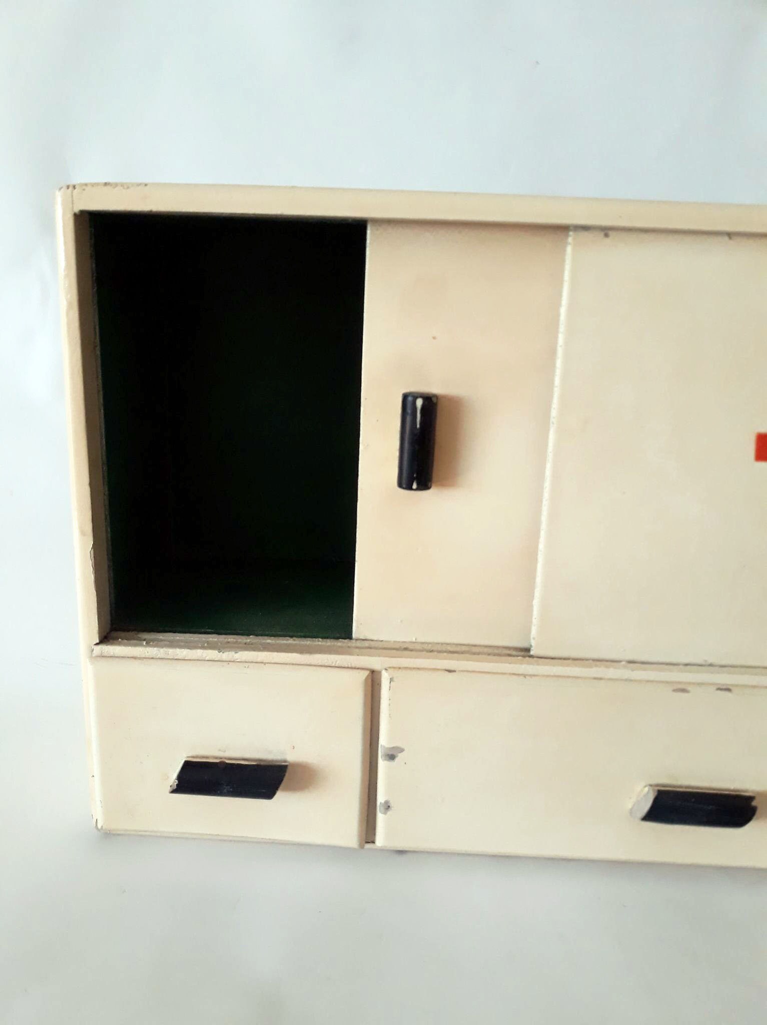 Medizin Wandbehangschrank aus Holz | Etsy