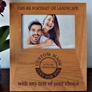 Benutzerdefinierte Bilderrahmen | Personalisierte Hochzeit Rahmen Geschenk für die Familie | Gravierte Freund-Verlobungsgeschenk für Männer | Holz Fotorahmen