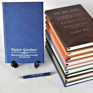 Regali di proposta per celebrante di matrimonio / Quaderno inciso per pastore / Regalo personalizzato per uomo / Regali per la festa del papà Regalo di Natale per sacerdote