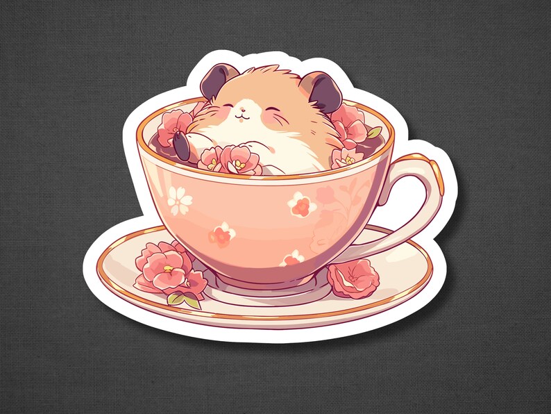 Puede incluir: Una taza de t&eacute; rosa con un patr&oacute;n floral blanco y rosa, llena de flores rosas y un peque&ntilde;o h&aacute;mster marr&oacute;n y blanco descansando dentro.