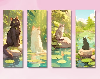 Op de afbeelding: Set van vier rechthoekige kunstprints met katten in een serene buitenomgeving. Elke print toont een andere kat, waaronder een zwarte kat met een groene halsband, een witte kat, een grijze tabby en een donkergrijze kat, allemaal in de buurt van water.