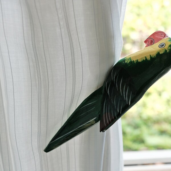 Vintage Wooden Parrot Doll with Clip (Macaw), Hand Painted. For Arts&Crafts and Decor . Size: 9 Inch