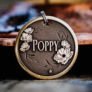 Médaille pour chien motif coquelicot | Médaille d'identification personnalisée gravée | Élégante et florale