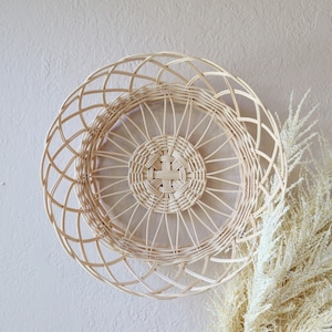 Handmade Rattan Sunburst Wall Basket | Decorative Round Wicker Bowl | Boho Wall Basket Decor | Large Fruit Bowl