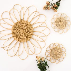 Set of 3 Rattan Daisy Flower Wall Decoration | Modern Rattan Wicker Wall Decal Set| Boho Flower Nursery Hangings | Girls Room Decor