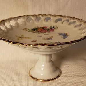 Vintage Porcelain Ceramic Reticulated Pedestal Dish Pink Cabbage Roses Butterflies Gold Accents Mid-Century Shabby Cottage Chic