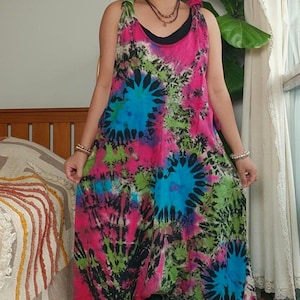 Funky Tie Dye Cotton Romper, Tie Dye Jumpsuit, Hippie Jumpsuit, Tie Dye Romper, Hippie Clothing, Funky vibes, Festival outfit