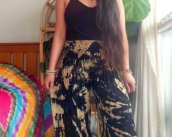 Groovy Tie-Dye Harem Pants - Flowy Comfort with Bohemian Style, Tie-Dye Pattern Elastic Waist Harem Pants, Yoga pants