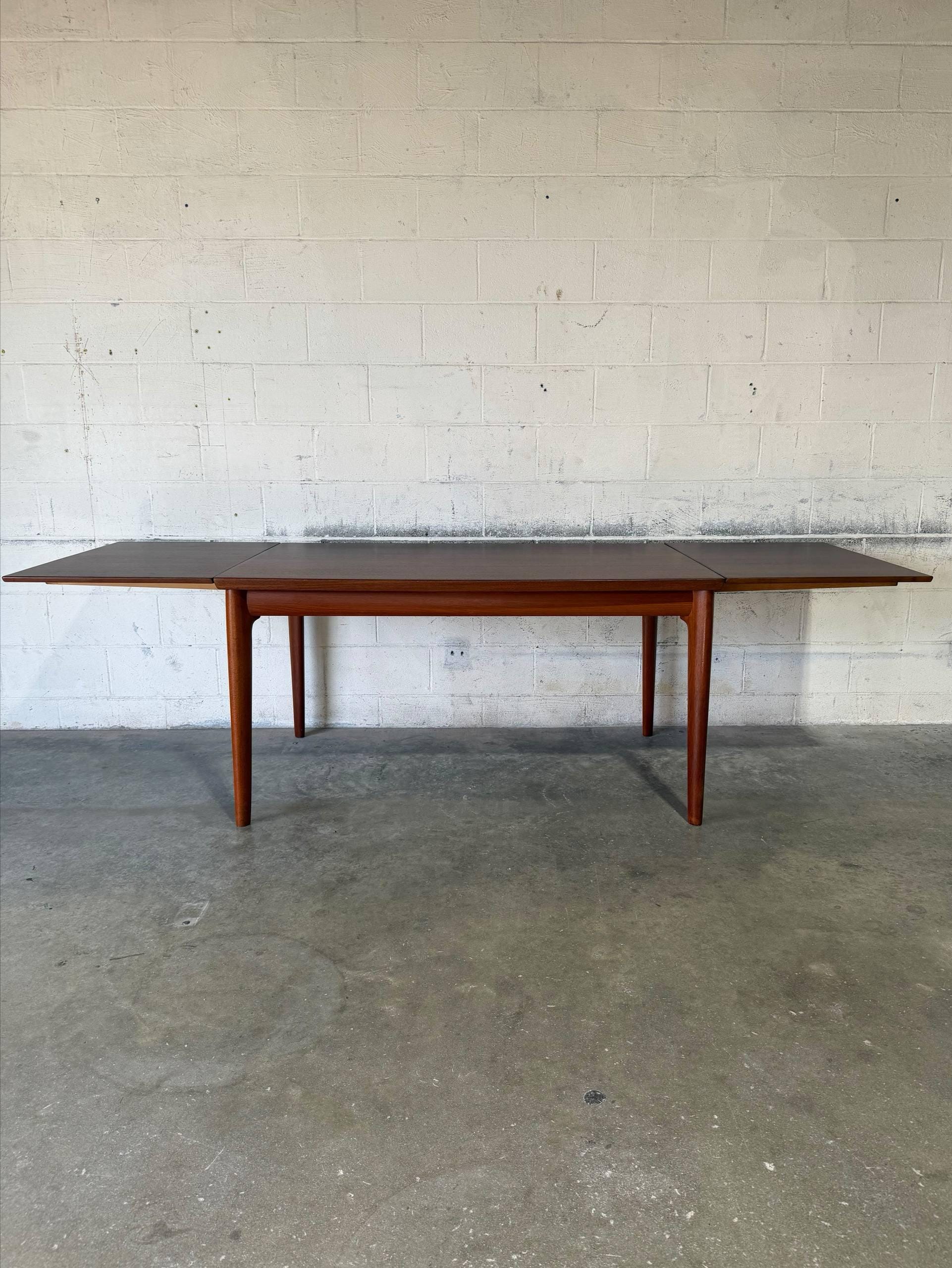 Vintage Kitchen & Dining Tables - Etsy