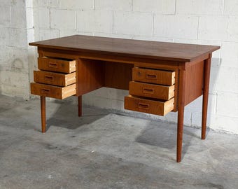 Midcentury Danish Teak Desk by Domino Mobler, 1960s - Etsy