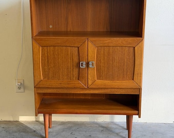Danish Mid-Century Modern Teak Cabinet – Vintage Scandinavian Storage Bookcase 1960s