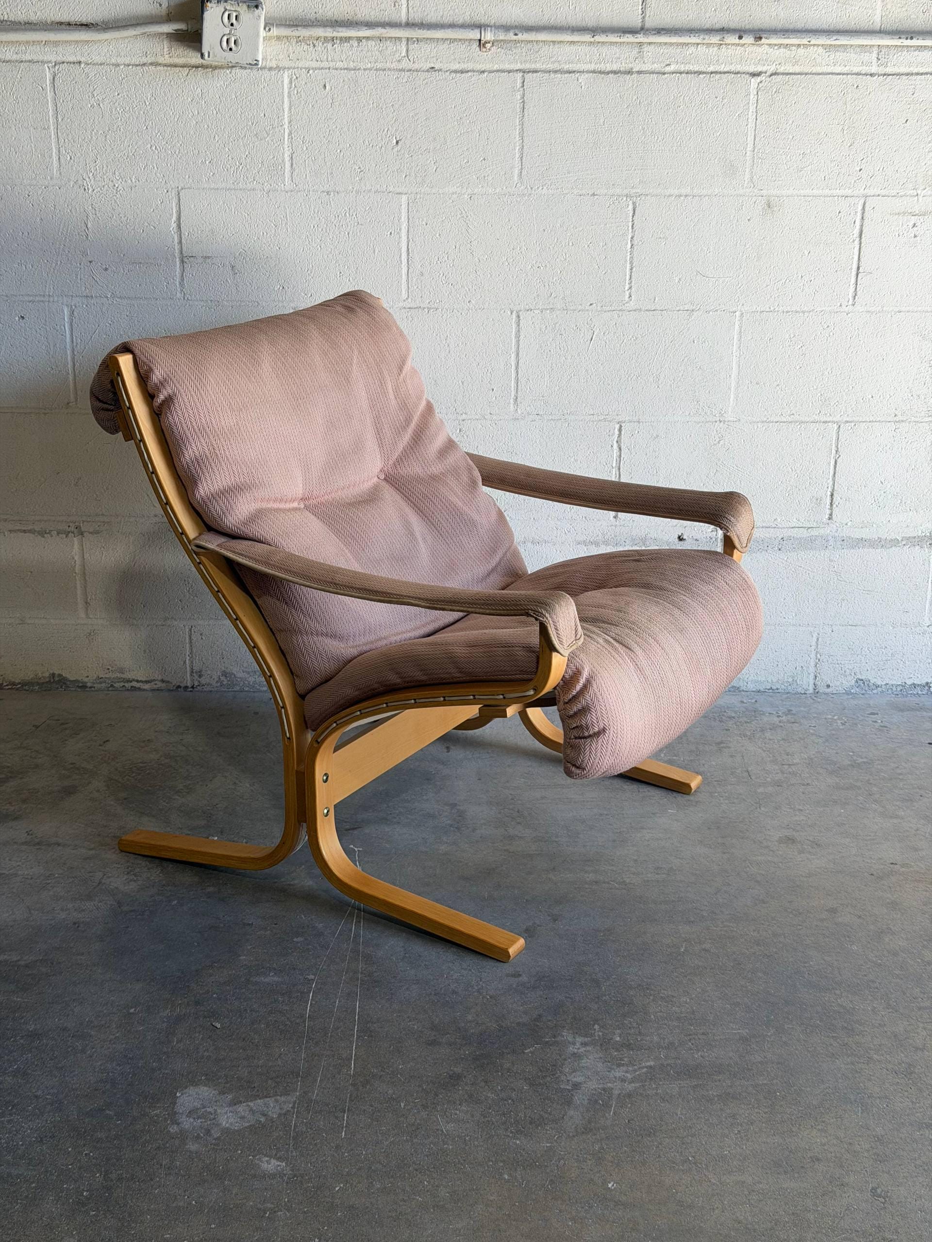 70s Wood and Leather Chair - Etsy