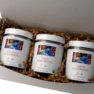 Flavors of Latin America | Spice Pack | 3 Spice Blends in Glass Jars, Contains Salt - Fajita Seasoning, Yucatan Spice, Taco Seasoning