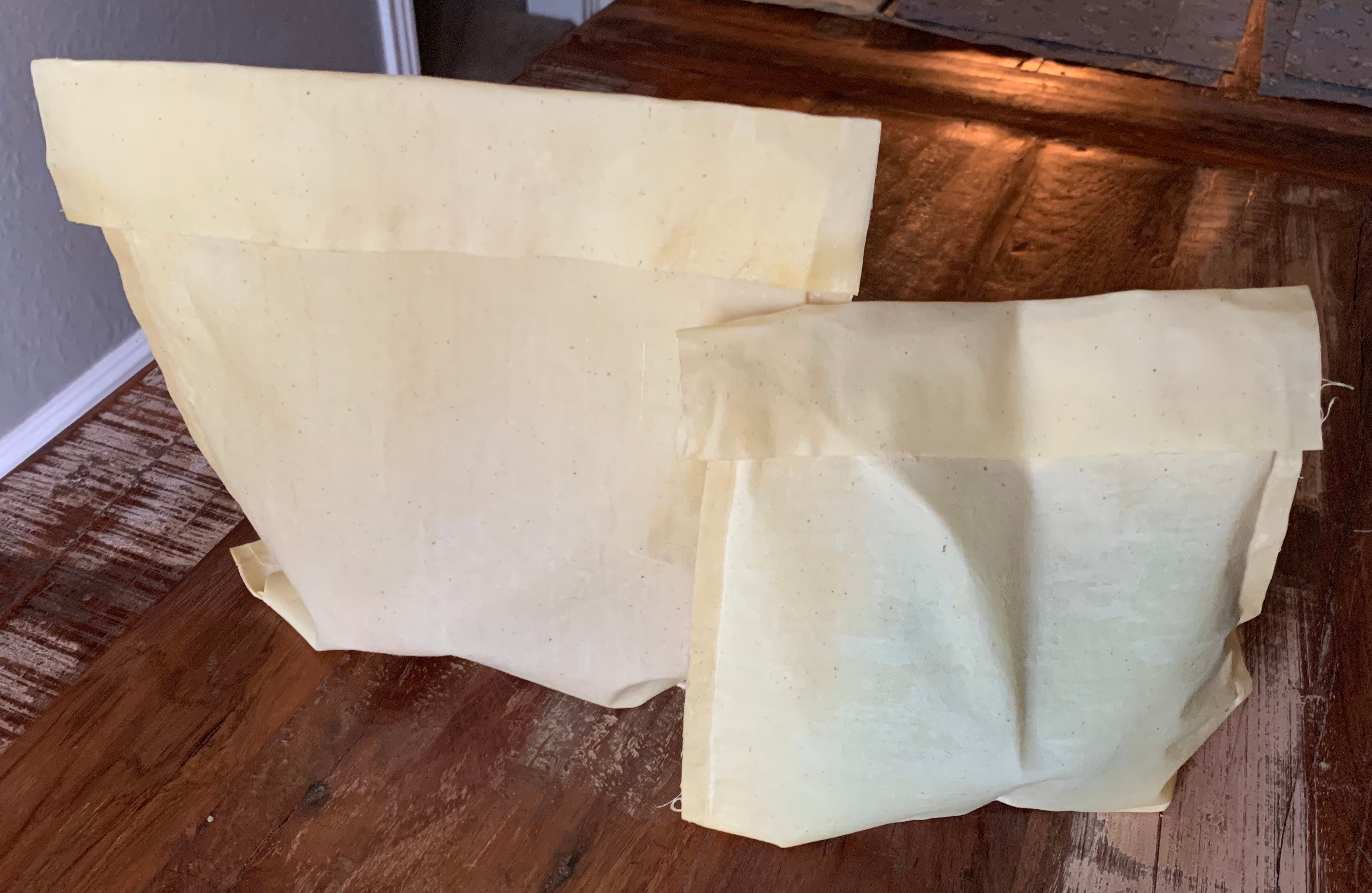 Beeswax food wraps/ waxed cotton food bags set of 2 / Etsy