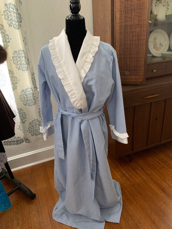 1960s Seersucker Robe